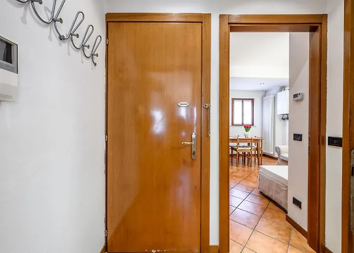 Hoomee San Zeno Apartment *